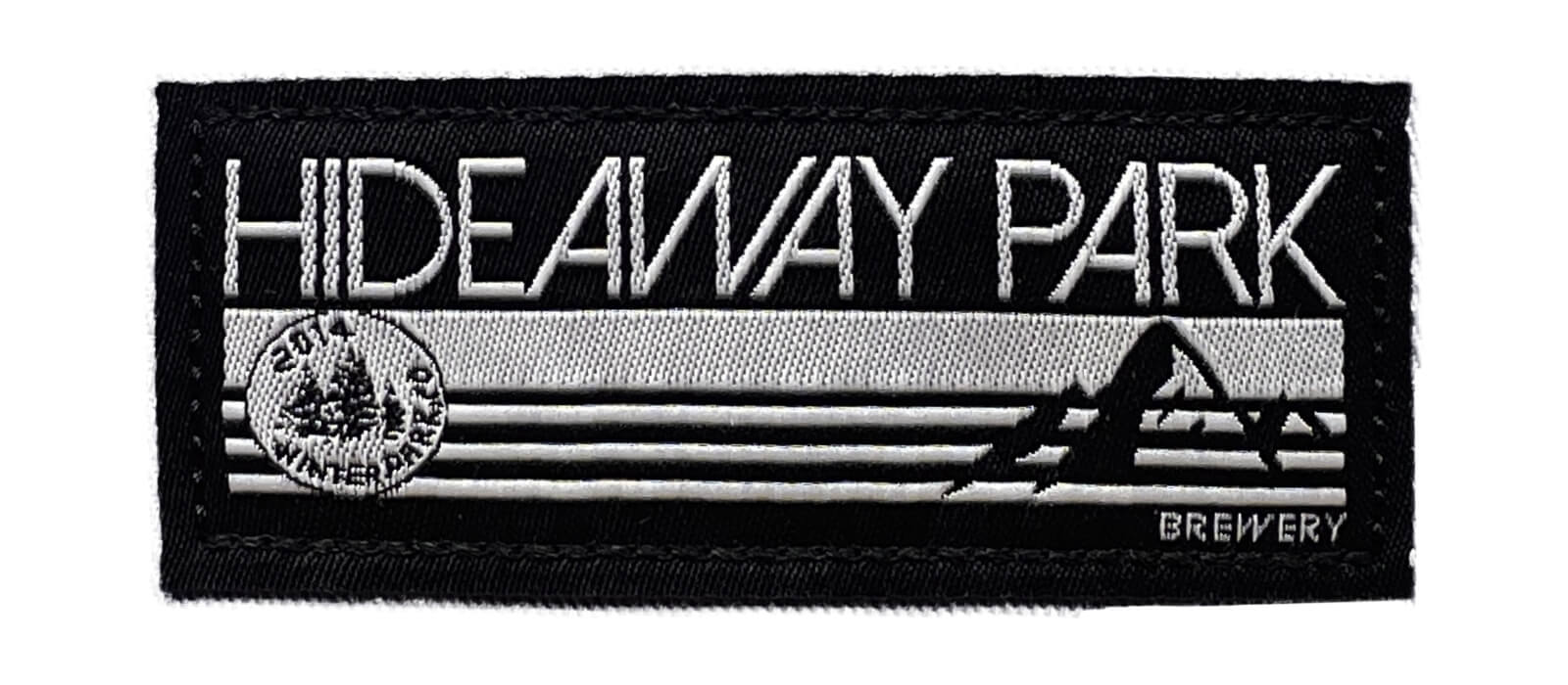 design-guide-wovenlable-jumpstitch Woven Label w/ Jump Stitch